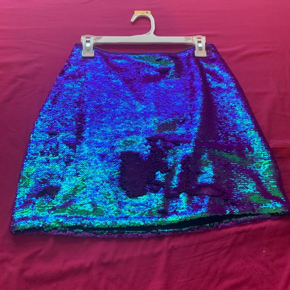Flip sequin skirt